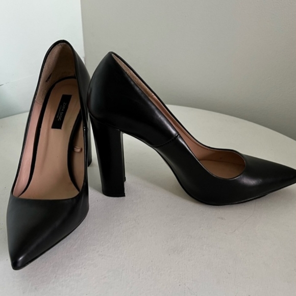 Zara Black Pointy Toe Block Heels - Picture 15 of 15